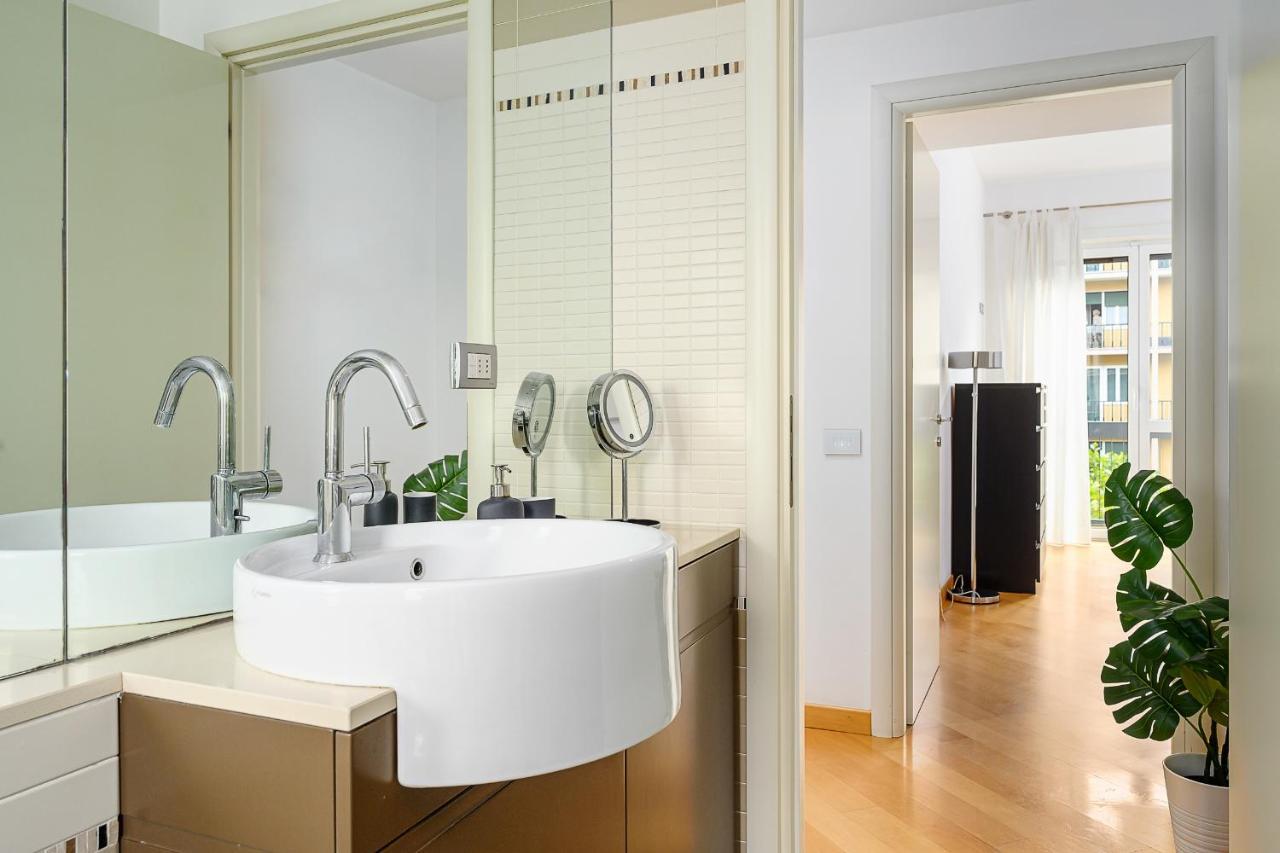Stylish Condo Garibaldi Sempione 85M2 - Self Check-In Milano Exterior foto